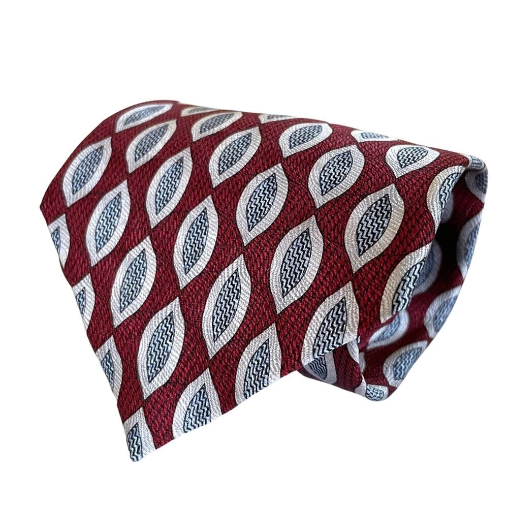 Vintage Louis Roth Burgundy Red Silk Marquise Print Silk Tie
